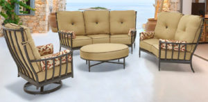 PROVENCE CRESCENT SEATING